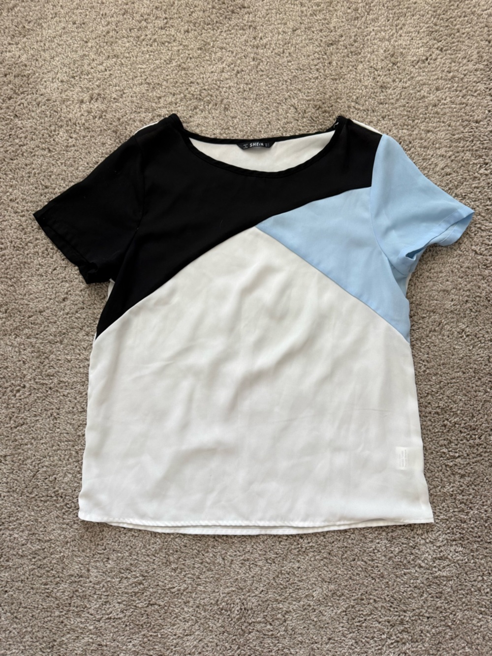 SHEIN Colorblock Short Sleeve Top in Black, White & Light Blue